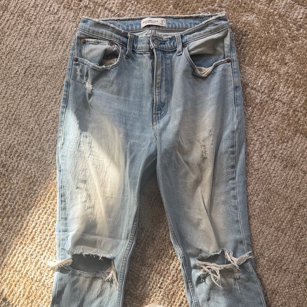 Abercrombie and Fitch High Rise Mom Jeans